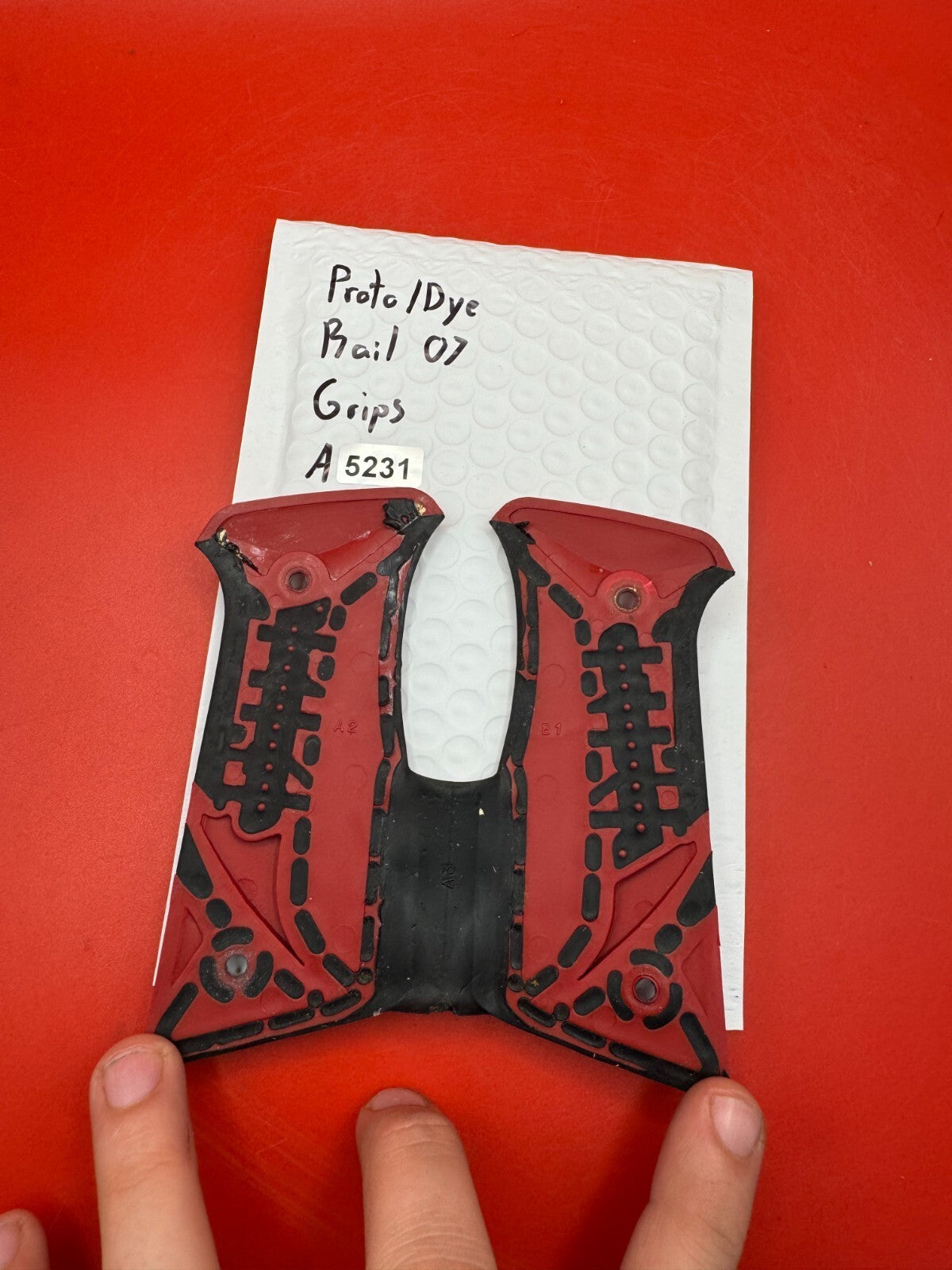 Proto/Dye Rail 07 Grips