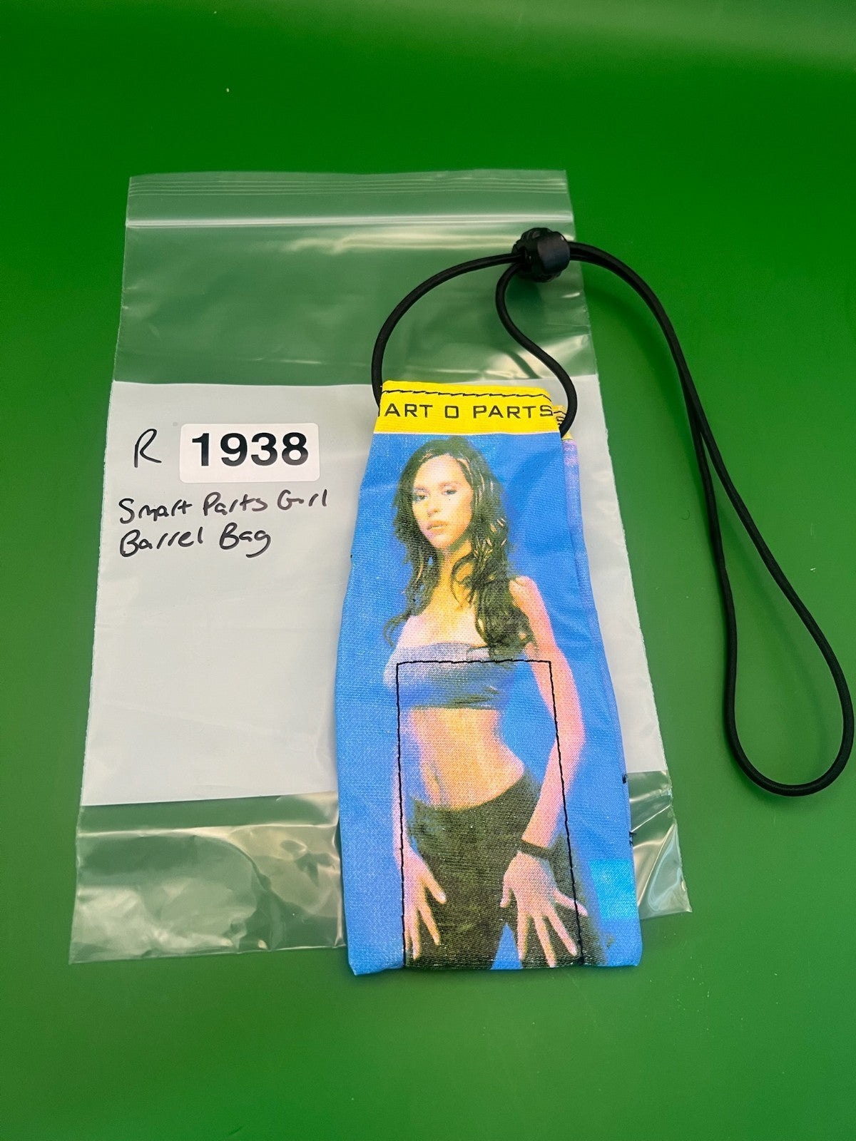 Smart Parts Girl Barrel Bag