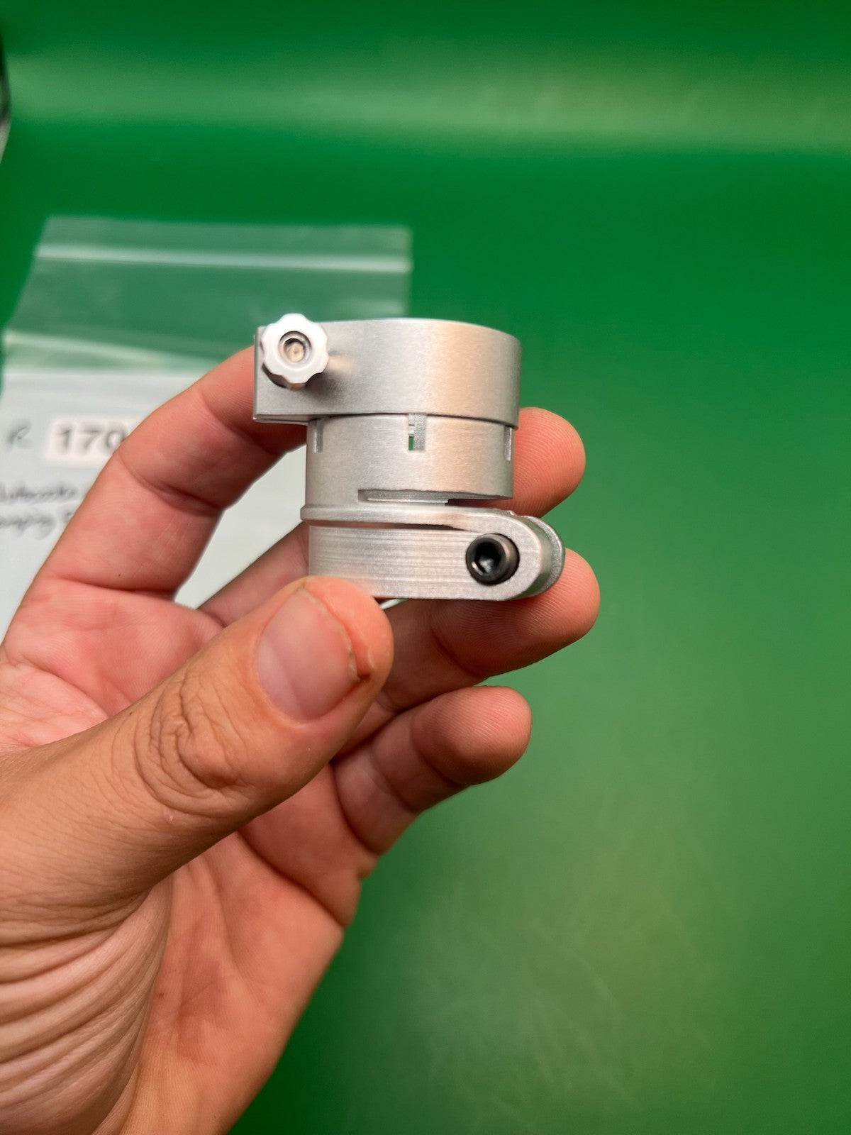 Autococker Clamping Feedneck