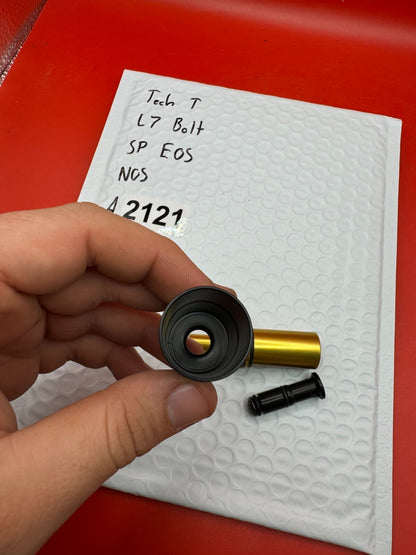Tech T L7 Bolt SP EOS NOS - used paintball bolt - gold/black