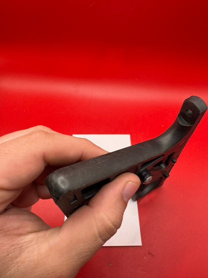 AGD Automag Carbon Frame Black