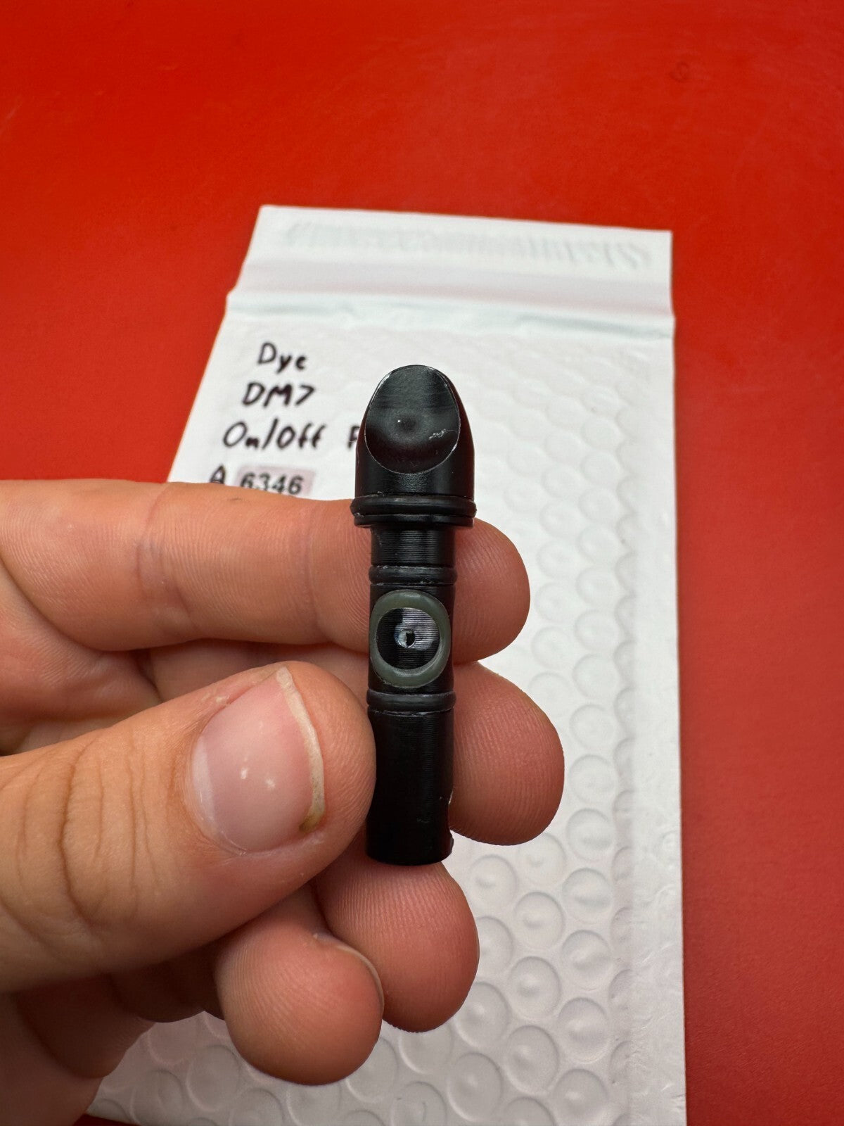 Dye DM7 On/Off Plug