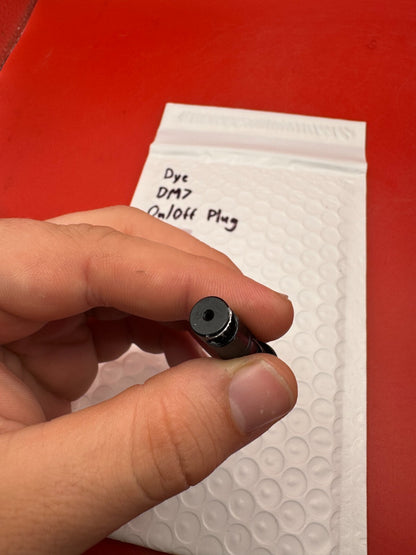 Dye DM7 On/Off Plug