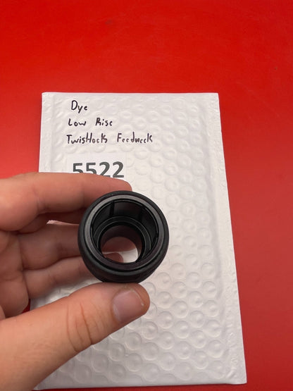 Dye Low Rise Twistlock Feedneck