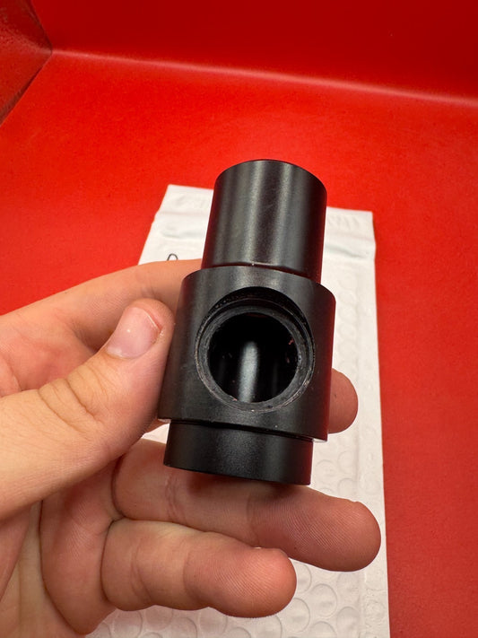 Dye DM3 Breech Block