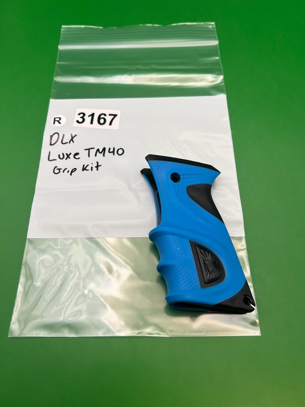 DLX Luxe TM40 Grip Kit