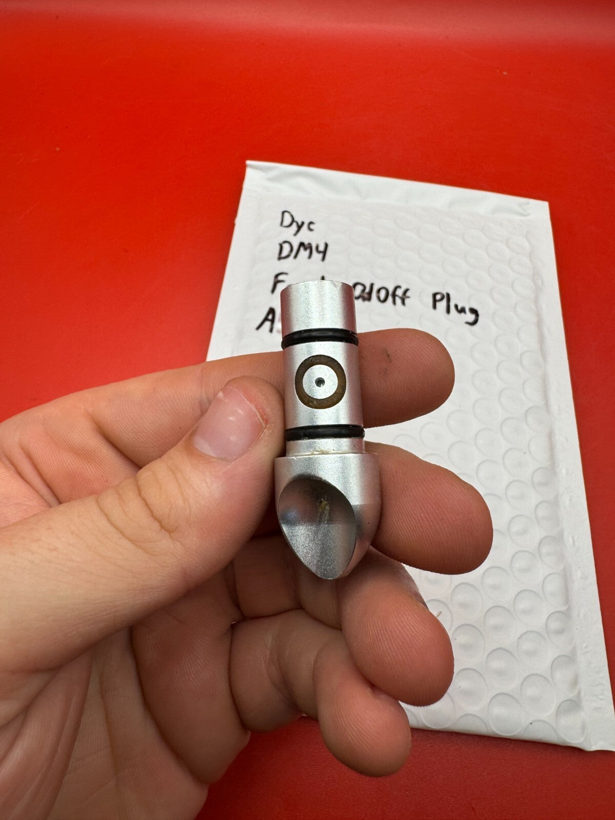 Dye DM4 Front On/Off Plug