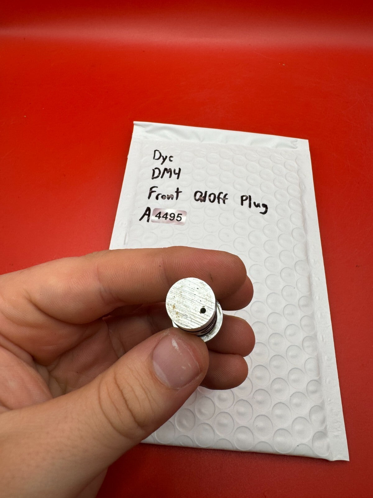 Dye DM4 Front On/Off Plug