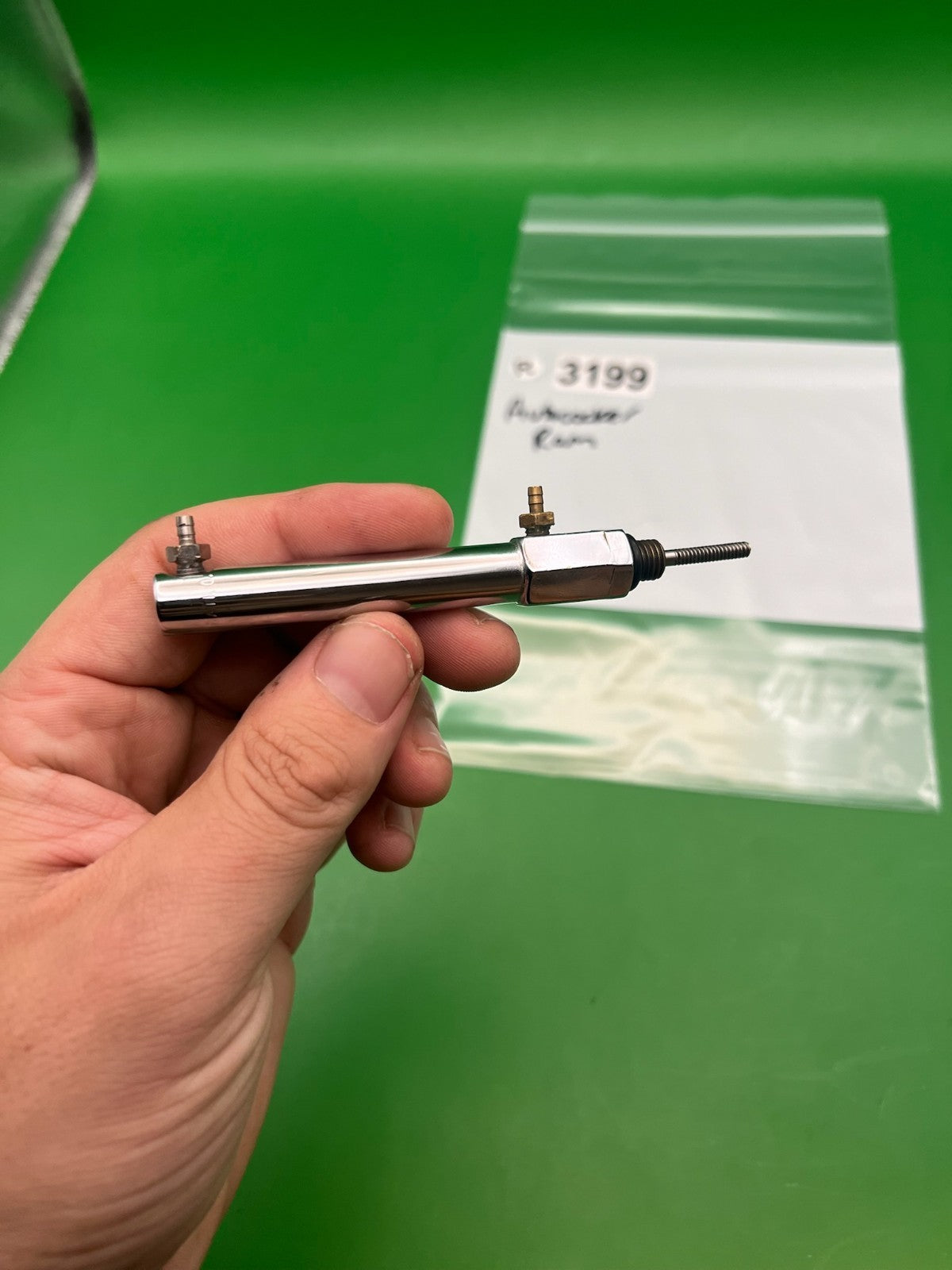 Autococker Ram