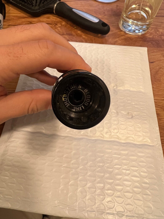 Smart Parts Bolt with Tool-less Bloodline Guide