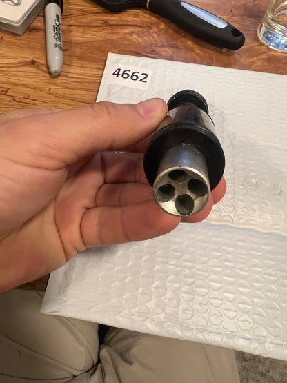 Smart Parts Bolt with Tool-less Bloodline Guide