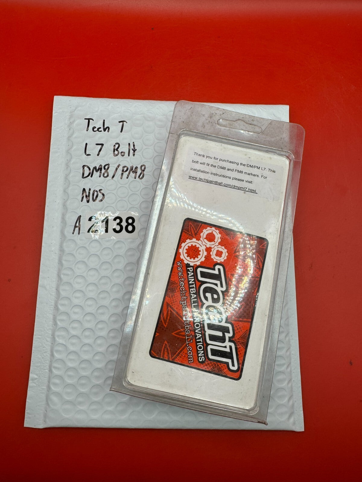 Tech T L7 Bolt DM8/PM8 NOS - used paintball bolt - gold/black