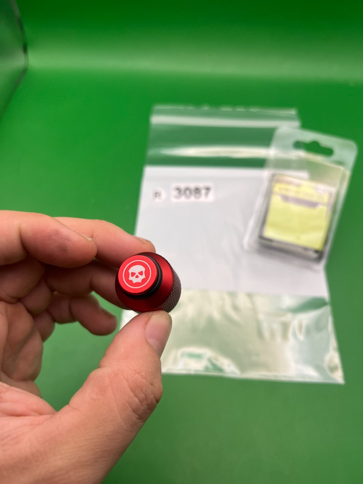 Infamous Pro DNA Threaded Saver