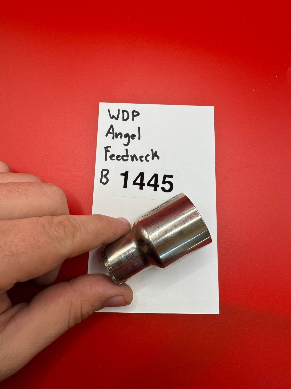 WDP Angel Feedneck