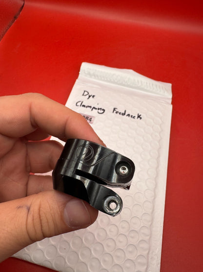 Dye Clamping Feedneck