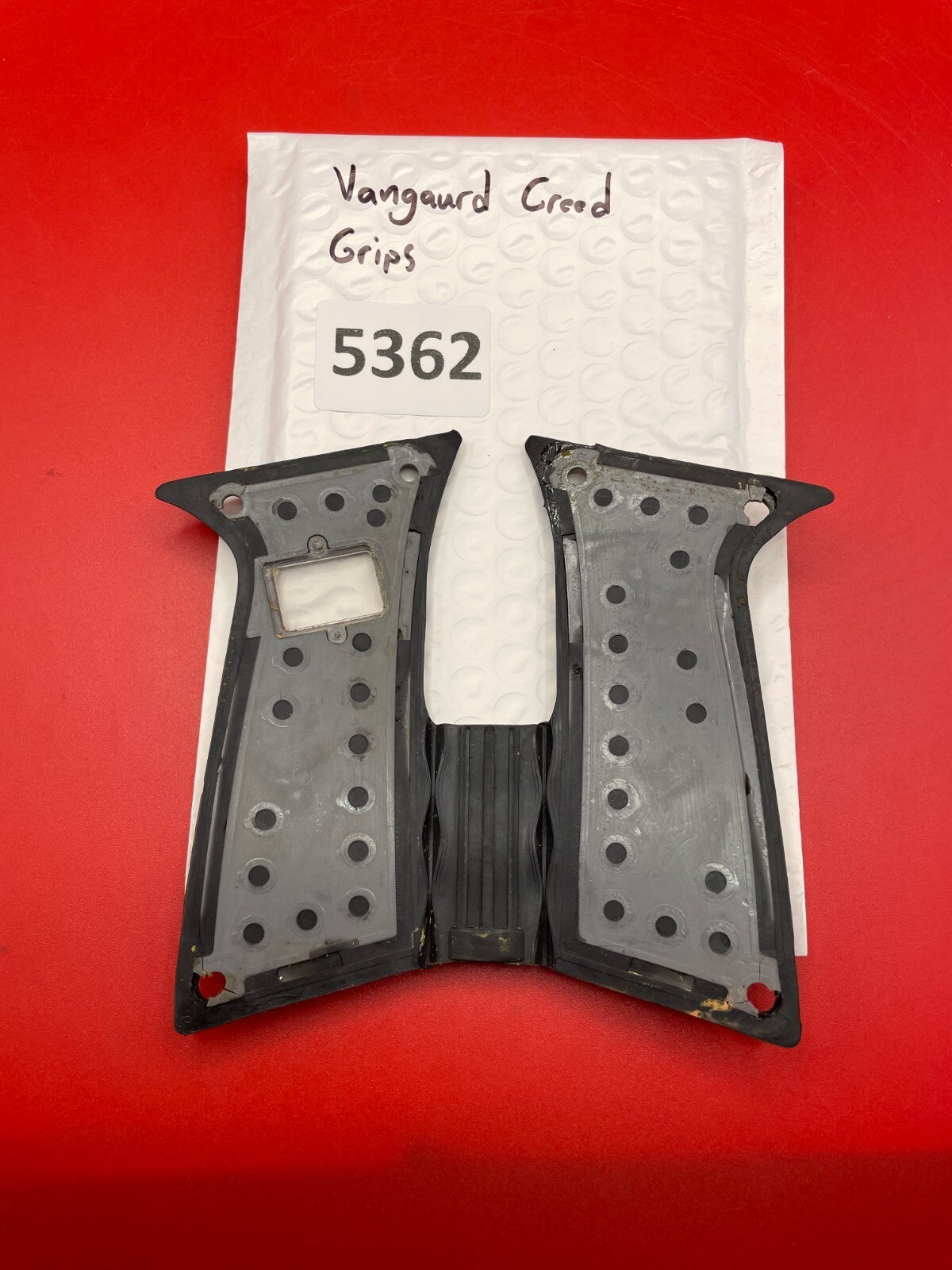 Vangaurd Creed Grips