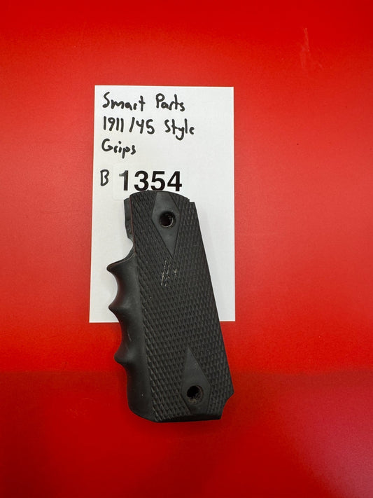 Smart Parts 1911/45 Style Grips