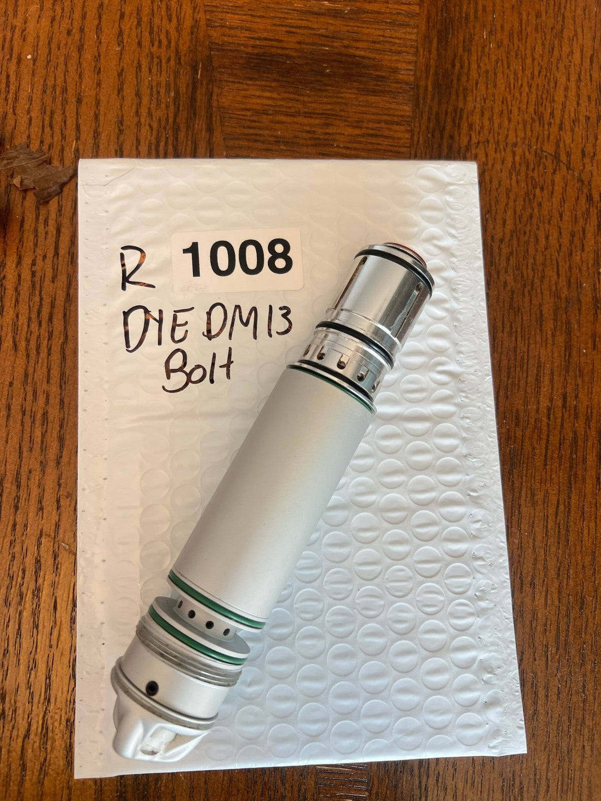 Dye DM13 Bolt