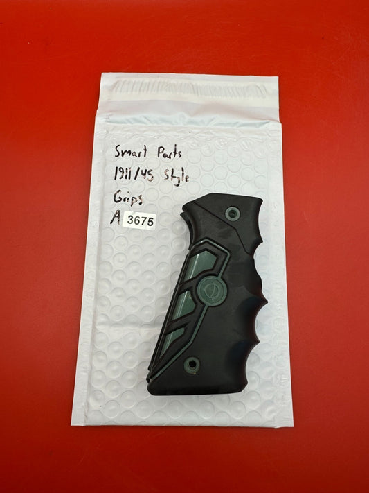 Smart Parts 1911/45 Style Grips