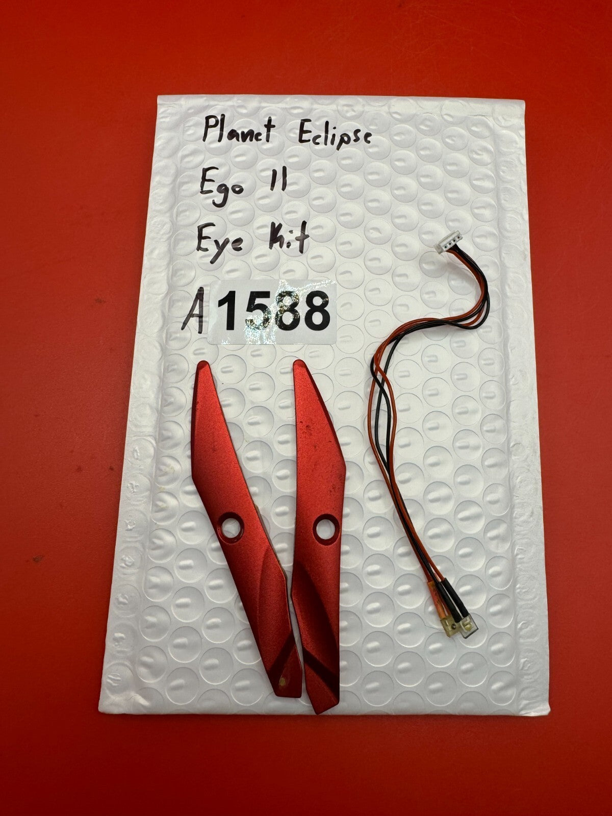Planet Eclipse Ego 11 Eye Kit - used paintball eye kit - red anno
