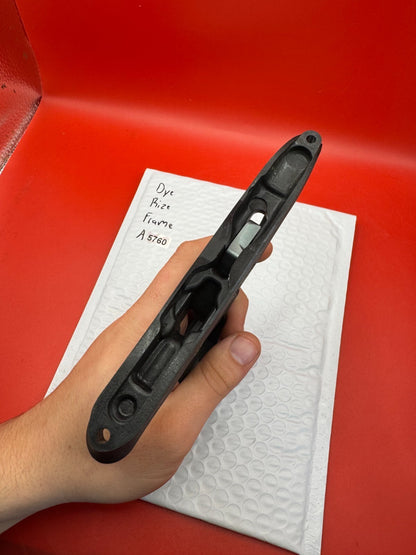Dye Rize Frame