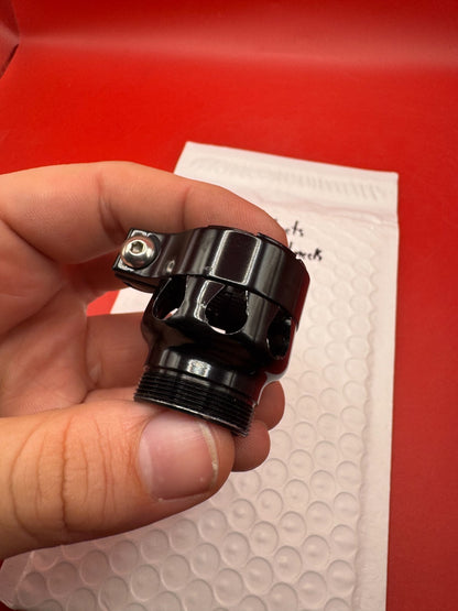 Custom Products Clamping Feedneck Dye Thread