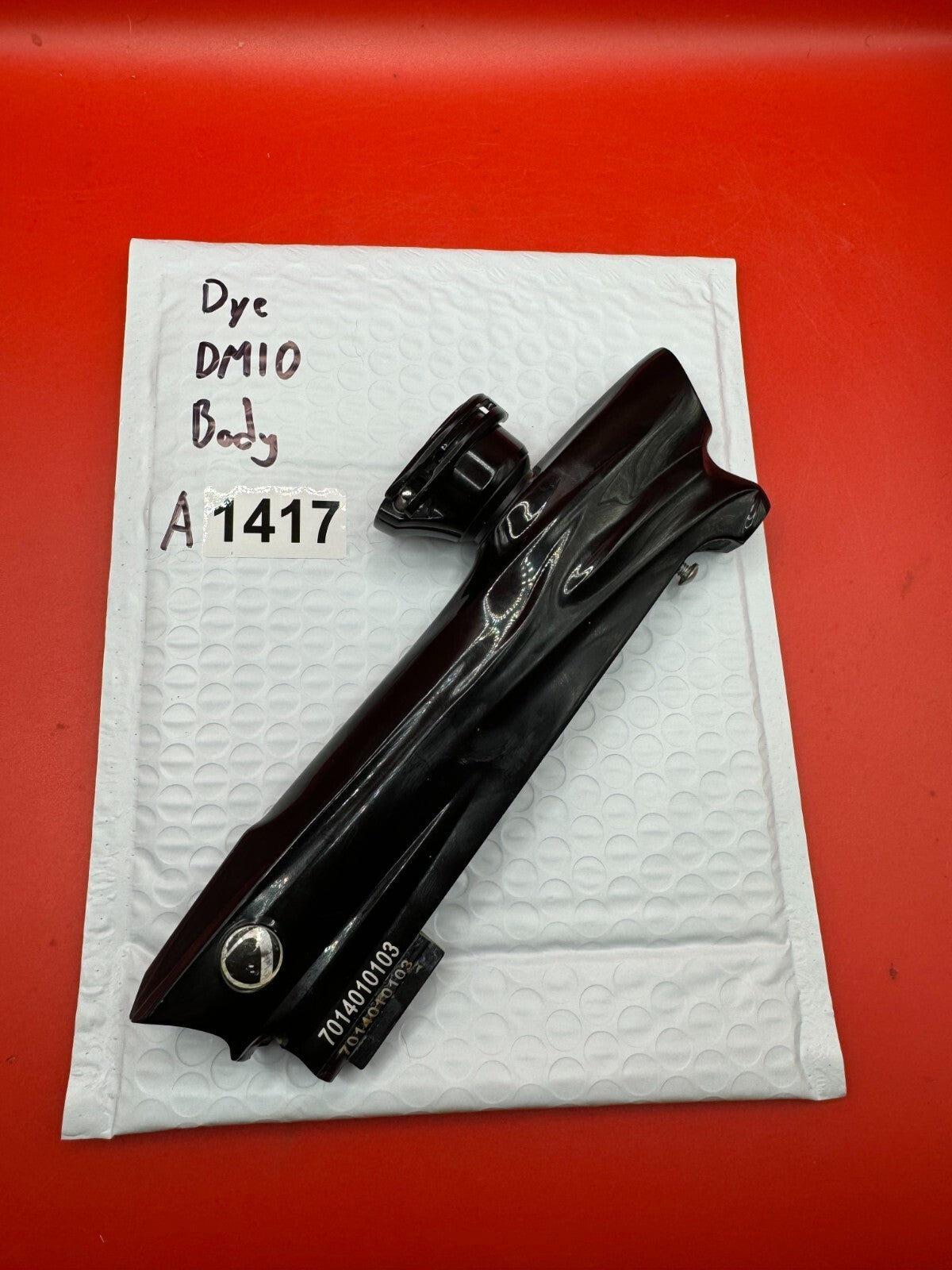 Dye DM10 Body - used paintball marker body - black/dark red fade