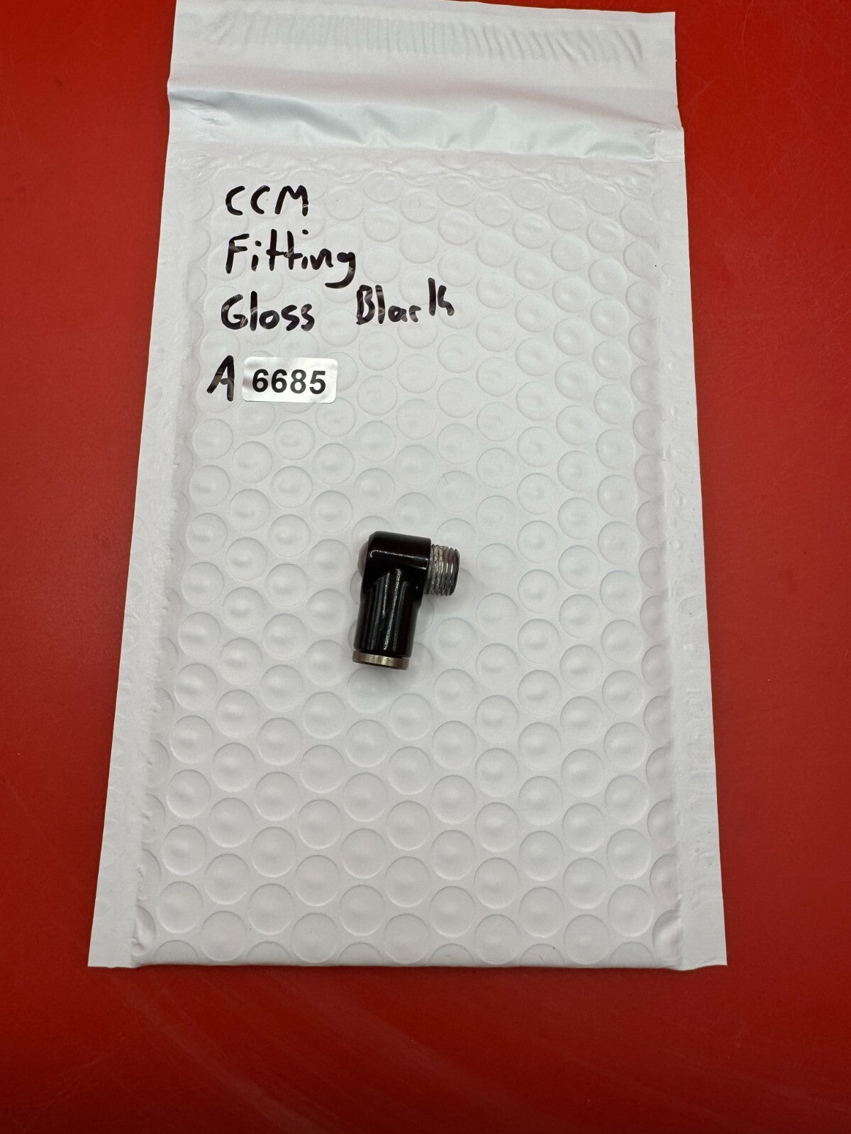 CCM Fitting Gloss Black