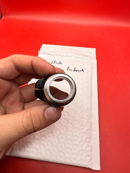 Dye/Proto Clamping Feedneck