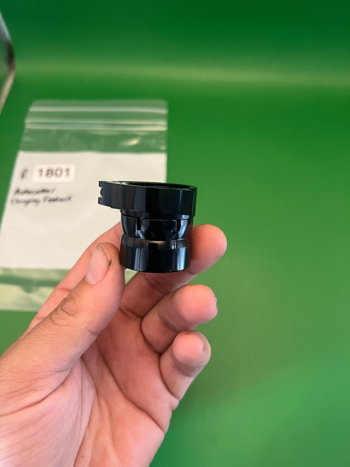 Autococker Clamping Feedneck