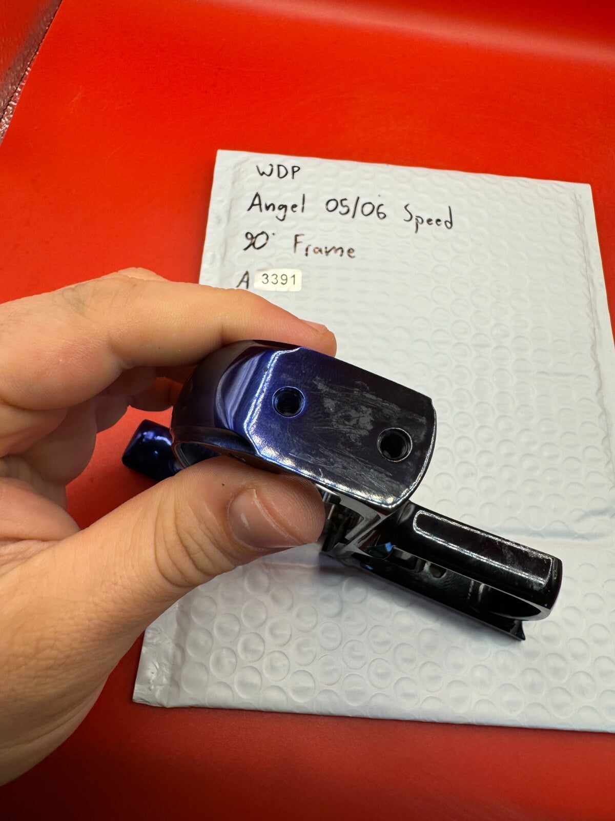 WDP Angel 05/06 Speed 90° Frame - used paintball trigger frame - black/blue fade