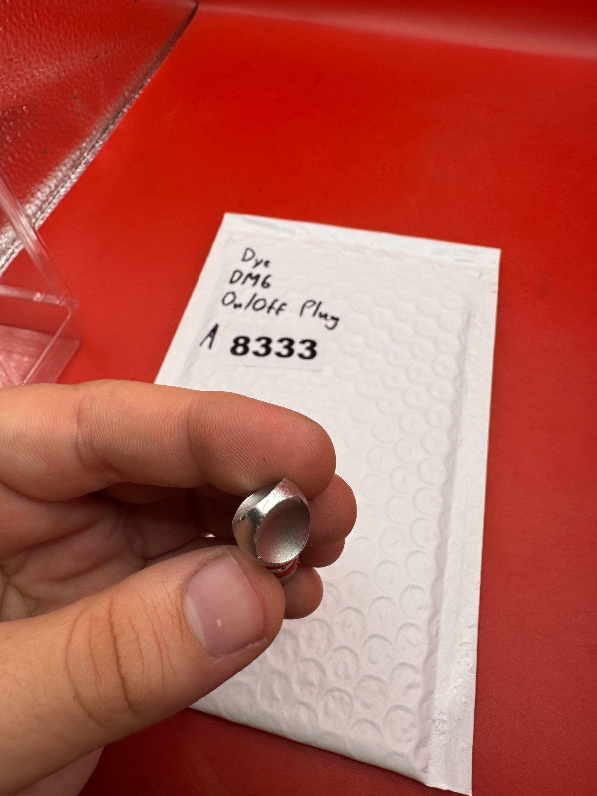 Dye DM6 On/Off Plug