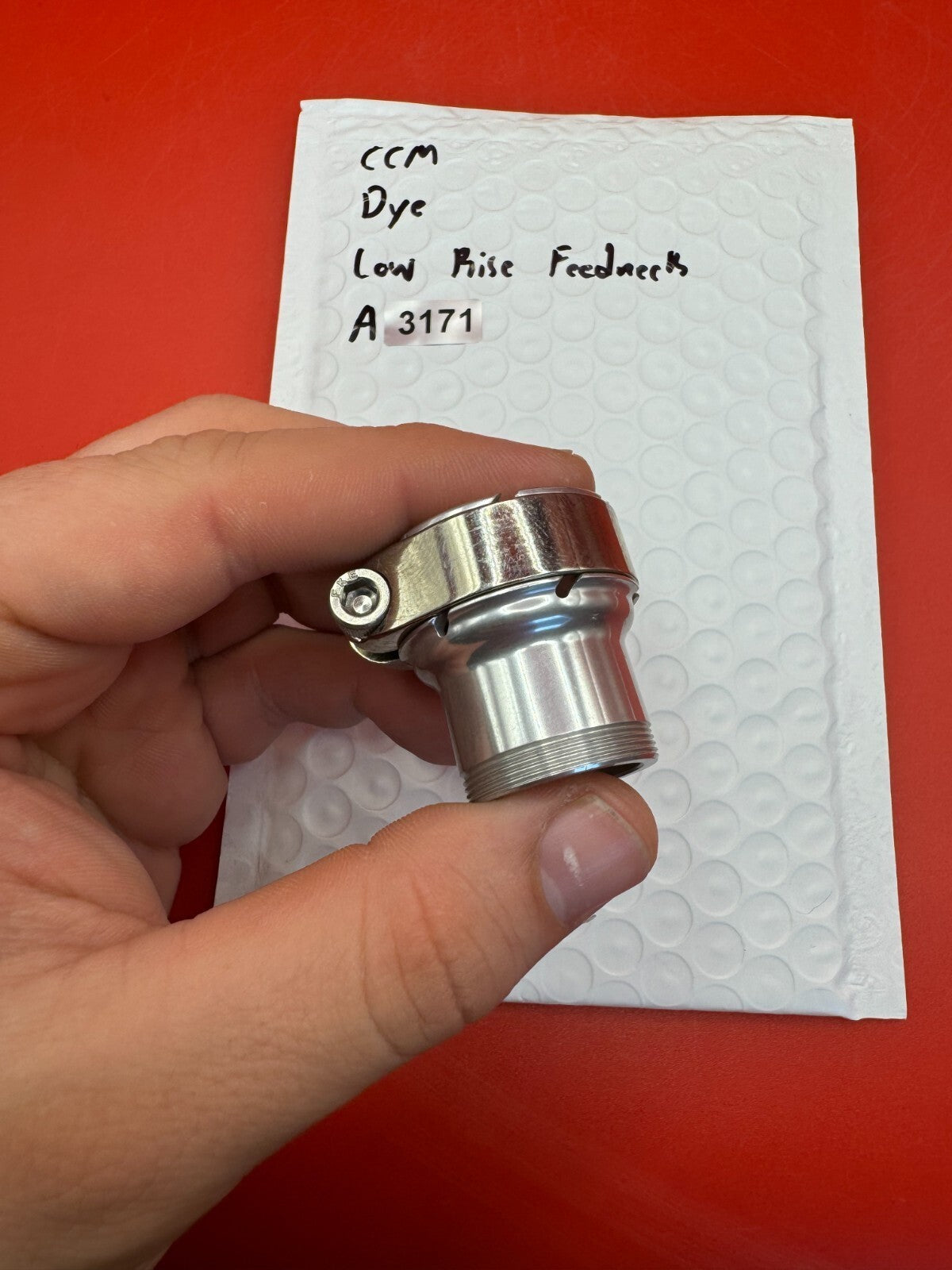 CCM Dye Low Rise Feedneck