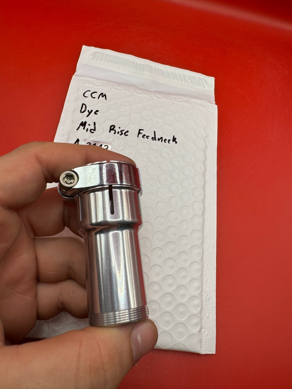 CCM Dye Mid Rise Feedneck