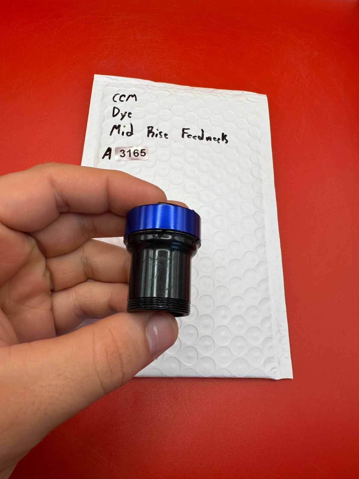 CCM Dye Mid  Rise Feedneck