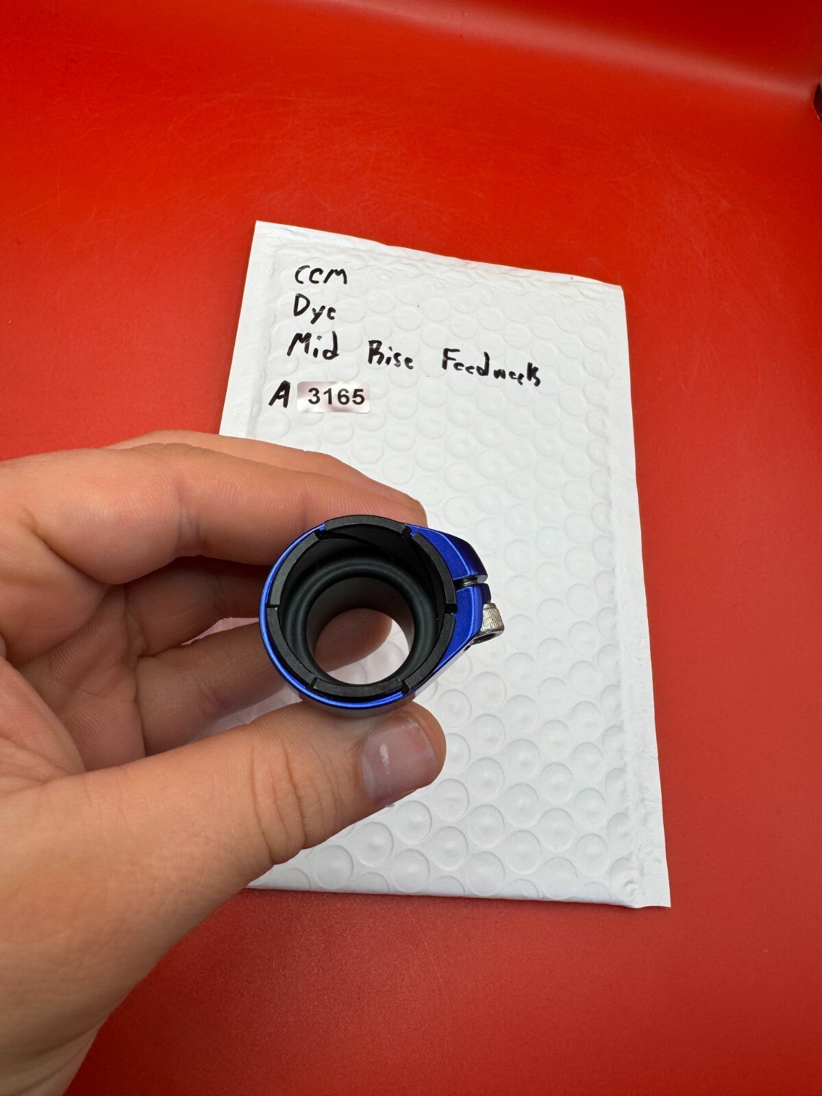 CCM Dye Mid  Rise Feedneck