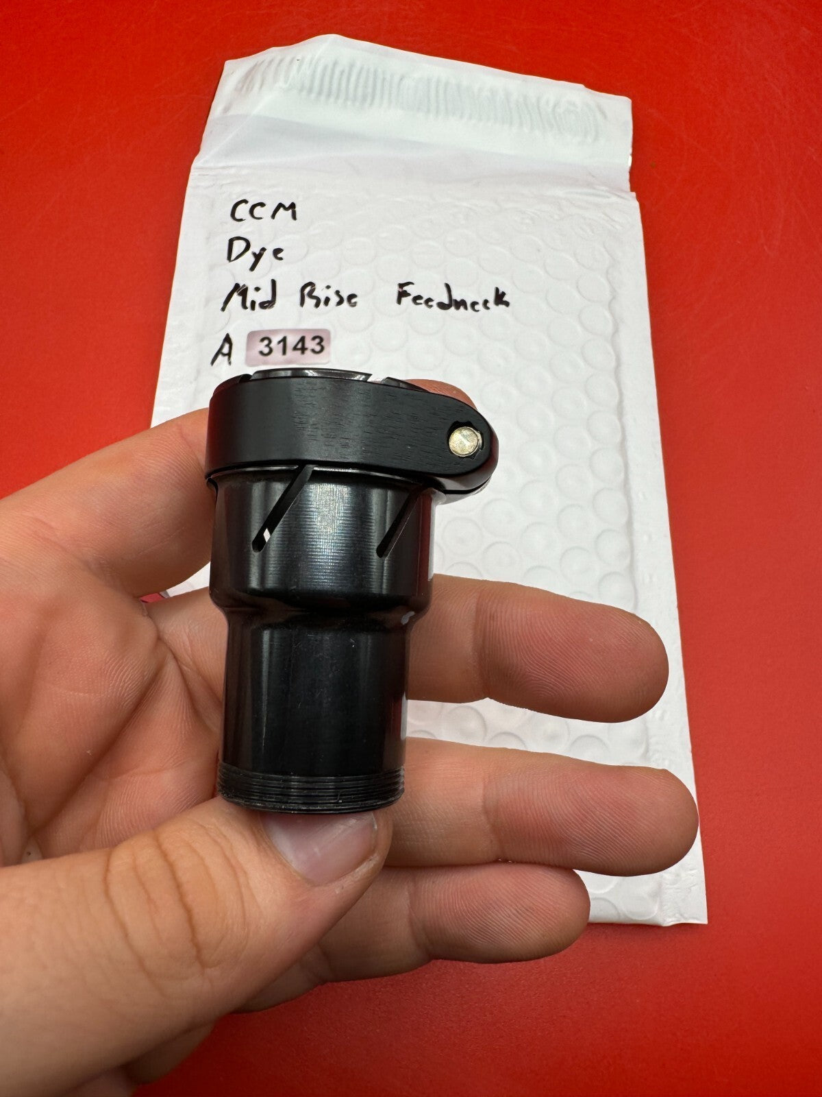 CCM Dye Mid Rise Feedneck