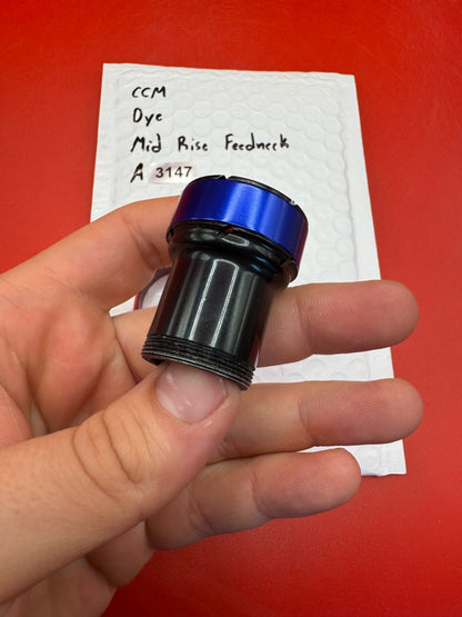 CCM Dye Mid Rise Feedneck