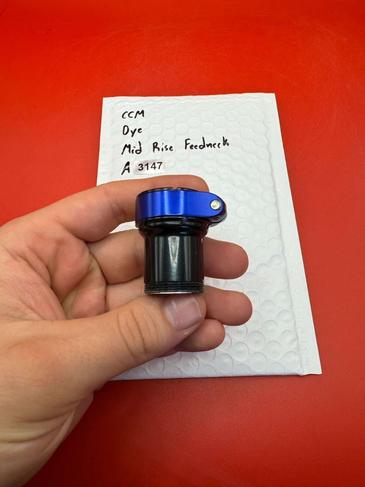 CCM Dye Mid Rise Feedneck