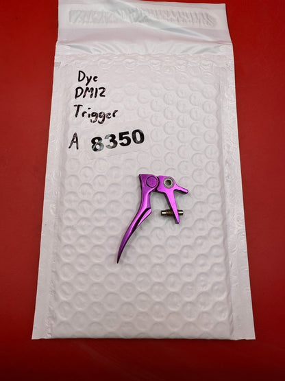 Dye DM12 Trigger