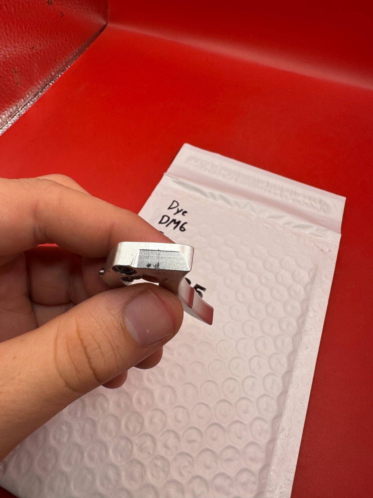 Dye DM6 Trigger