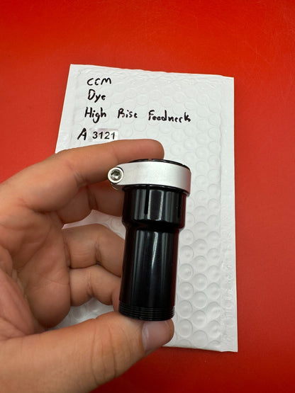 CCM Dye High Rise Feedneck