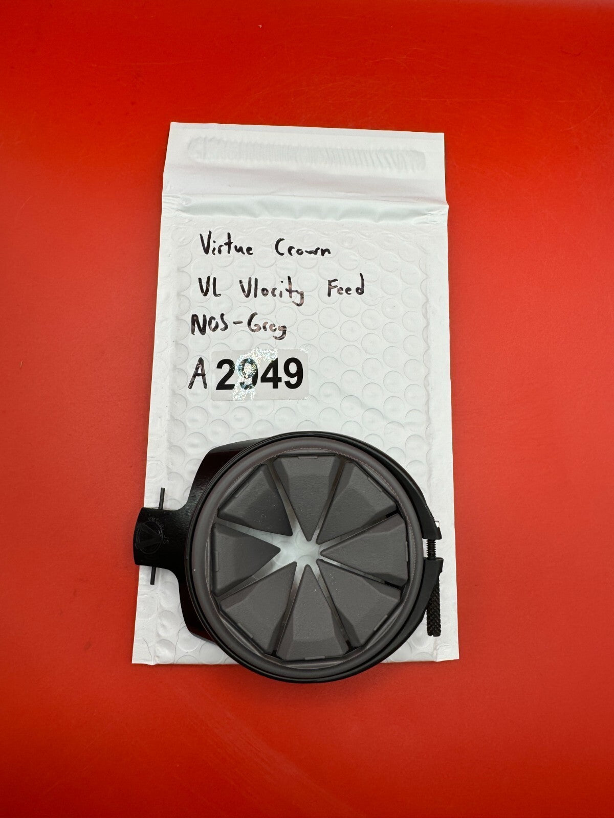 Virtue Crown VL Vlocity  Feed NOS - Grey - used paintball hopper feed crown / feed lid - grey/black