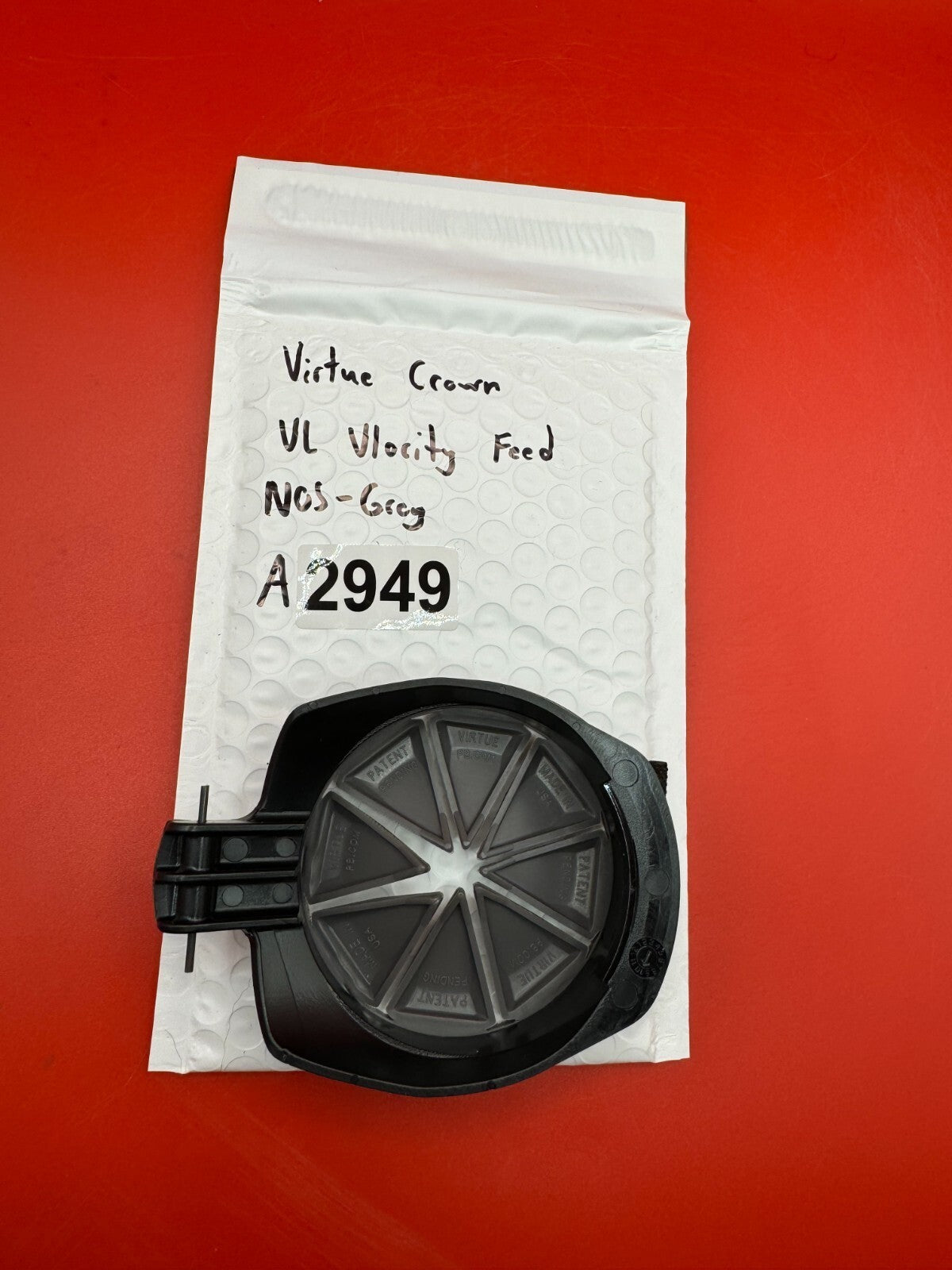 Virtue Crown VL Vlocity  Feed NOS - Grey - used paintball hopper feed crown / feed lid - grey/black