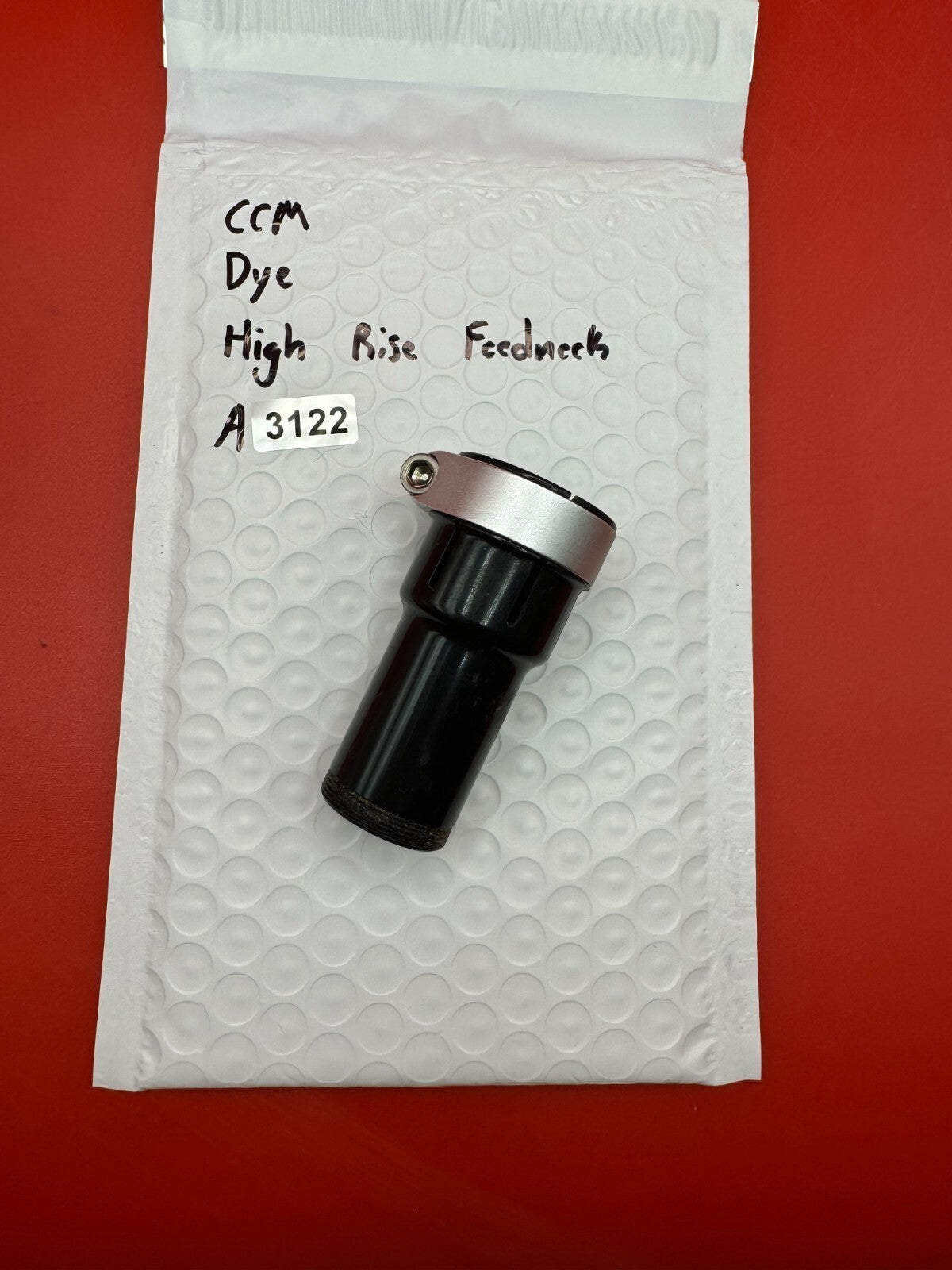 CCM Dye High Rise Feedneck