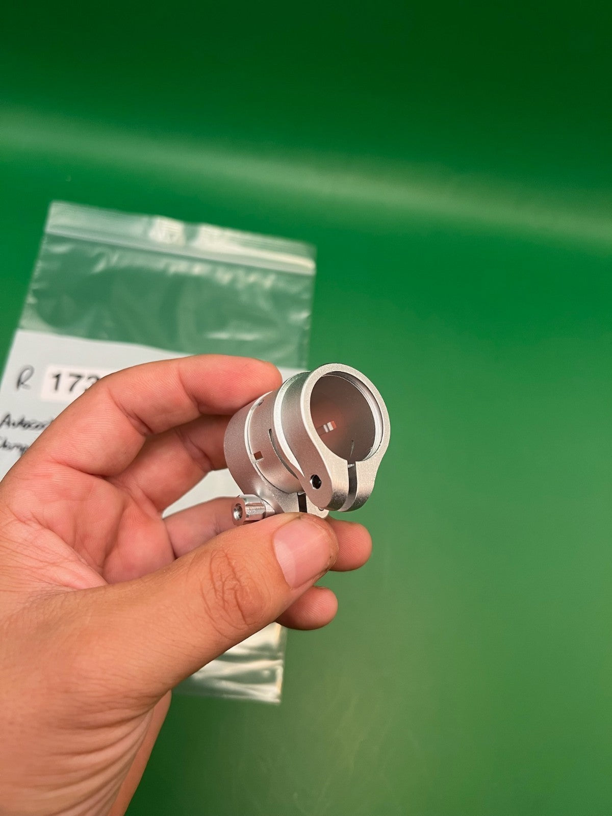 Autococker Clamping Feedneck