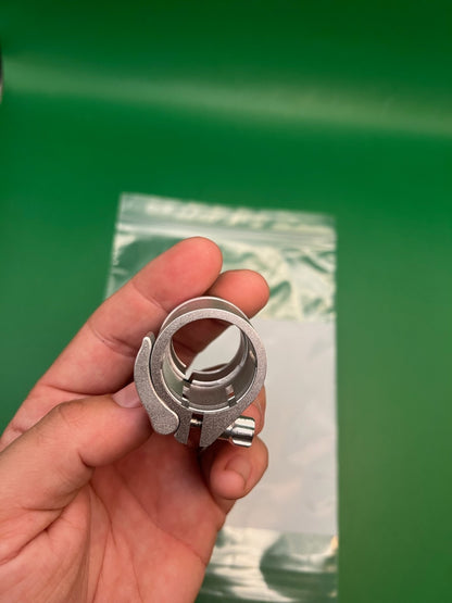 Autococker Clamping Feedneck