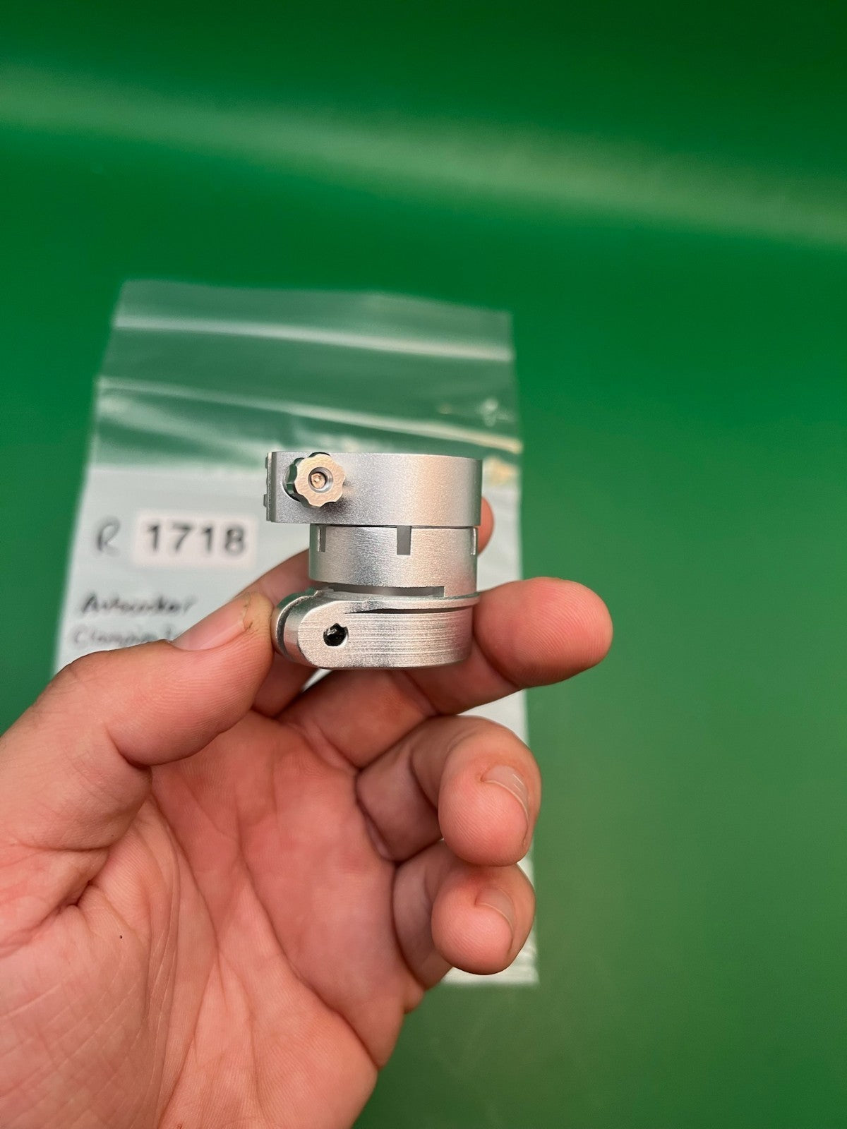 Autococker Clamping Feedneck