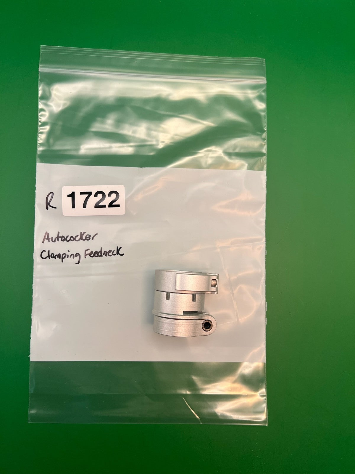 Autococker Clamping Feedneck