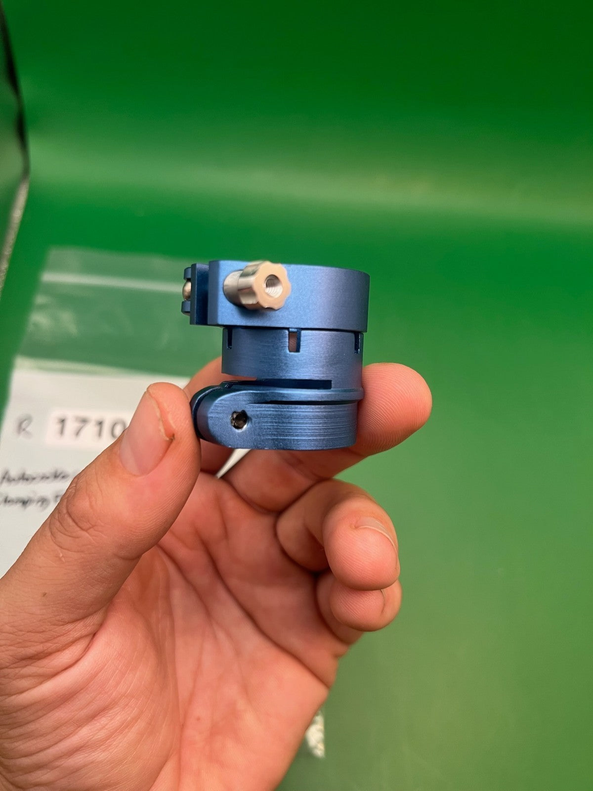 Autococker Clamping Feedneck